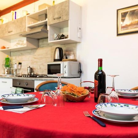 Apartman Maya Mali Lošinj Eksteriør billede